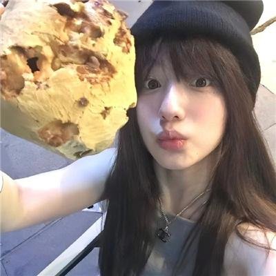 玫瑰皇后海报